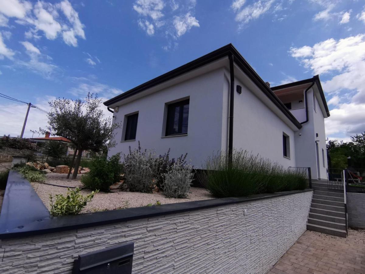 Villa Oliva Umag Luaran gambar